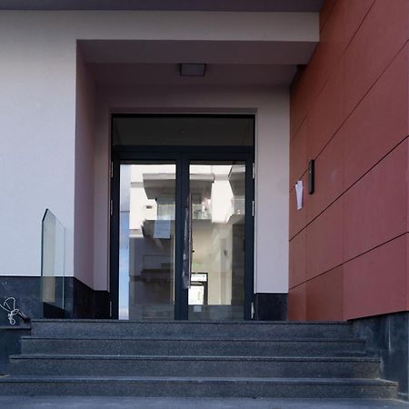 Flow Apartment 1 Bedroom With Parking Κλουζ-Ναπόκα Εξωτερικό φωτογραφία