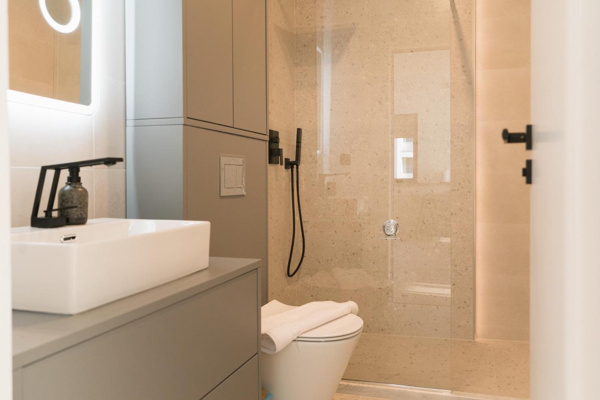 Flow Apartment 1 Bedroom With Parking Κλουζ-Ναπόκα Εξωτερικό φωτογραφία