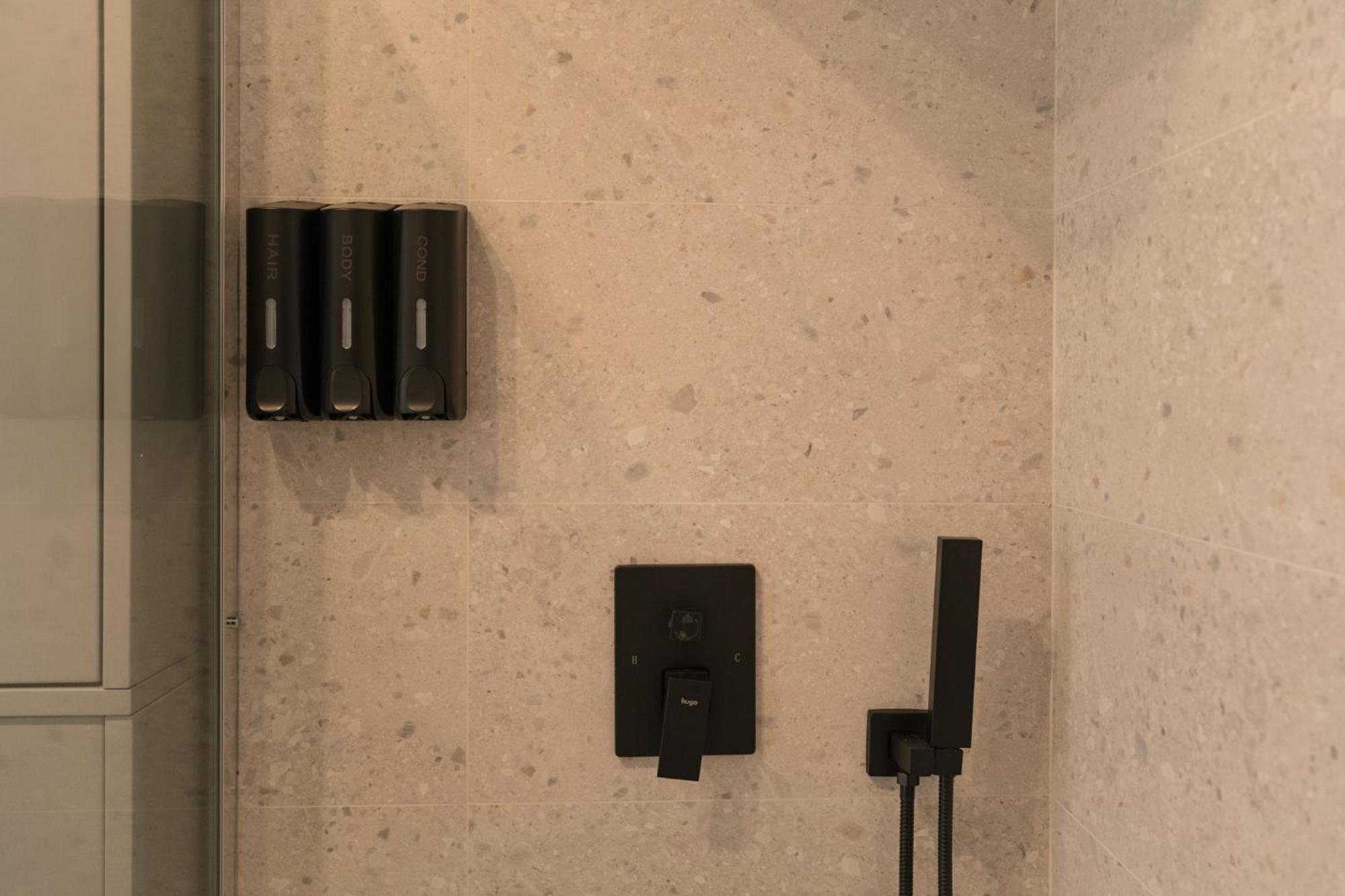 Flow Apartment 1 Bedroom With Parking Κλουζ-Ναπόκα Εξωτερικό φωτογραφία