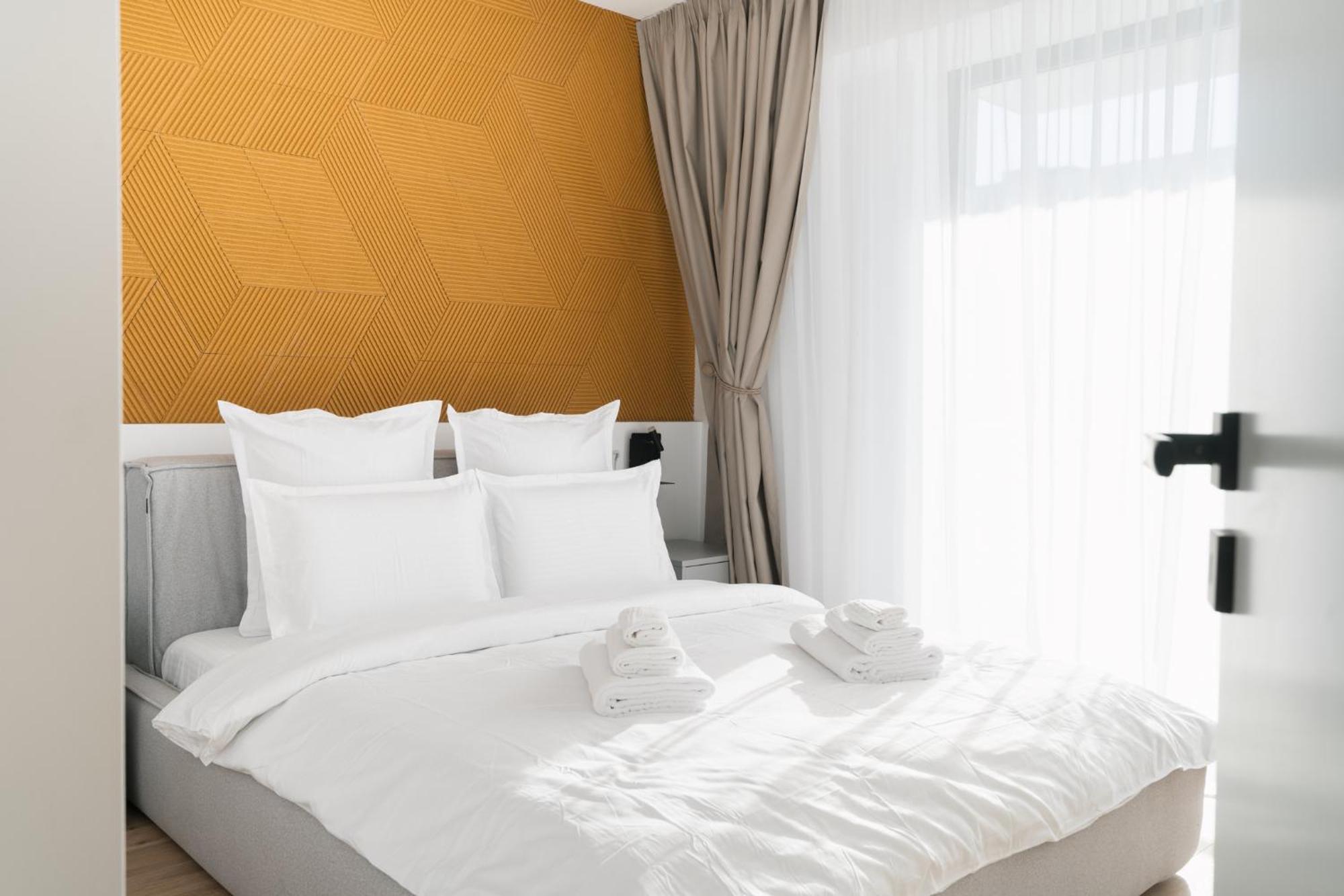 Flow Apartment 1 Bedroom With Parking Κλουζ-Ναπόκα Εξωτερικό φωτογραφία