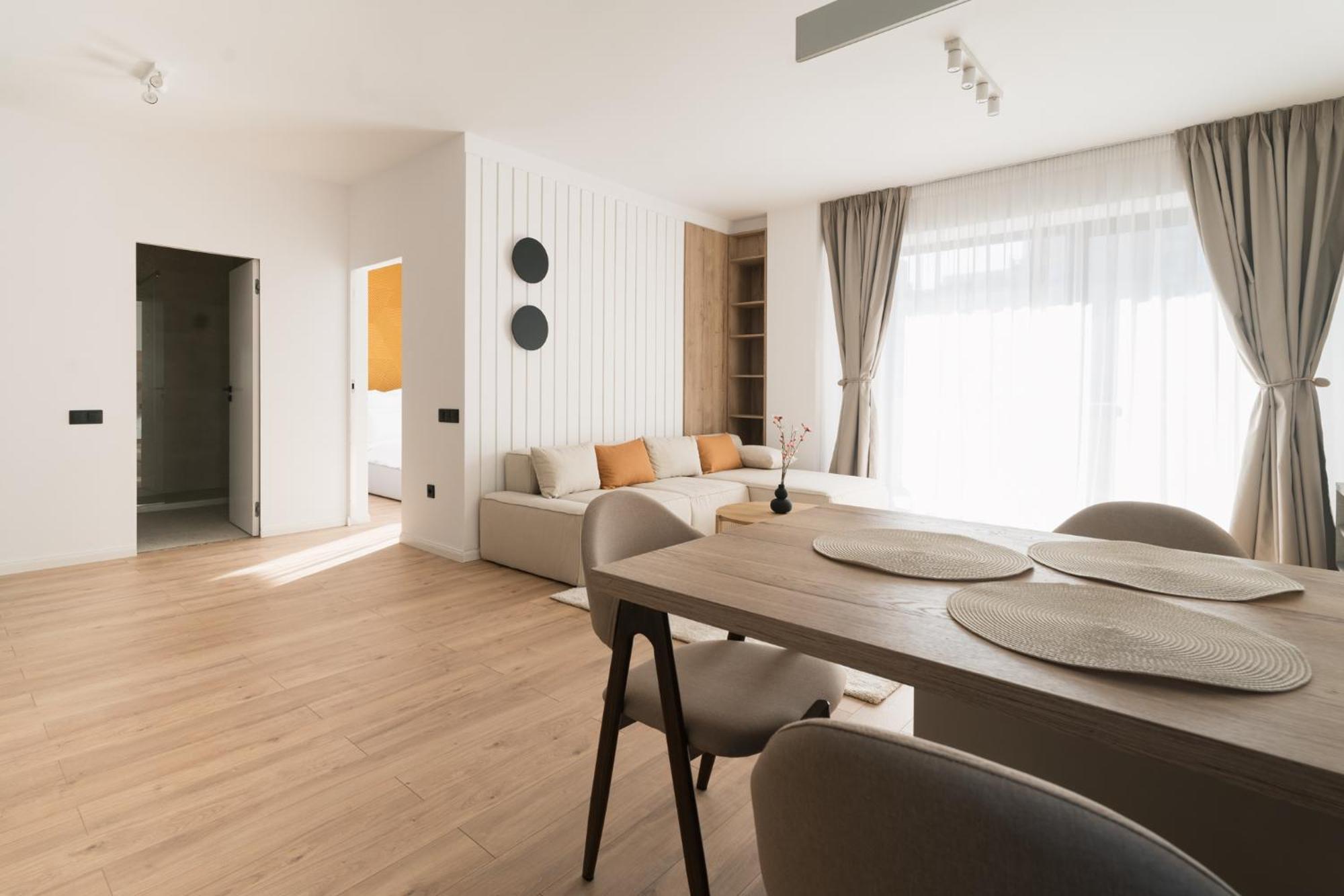Flow Apartment 1 Bedroom With Parking Κλουζ-Ναπόκα Εξωτερικό φωτογραφία